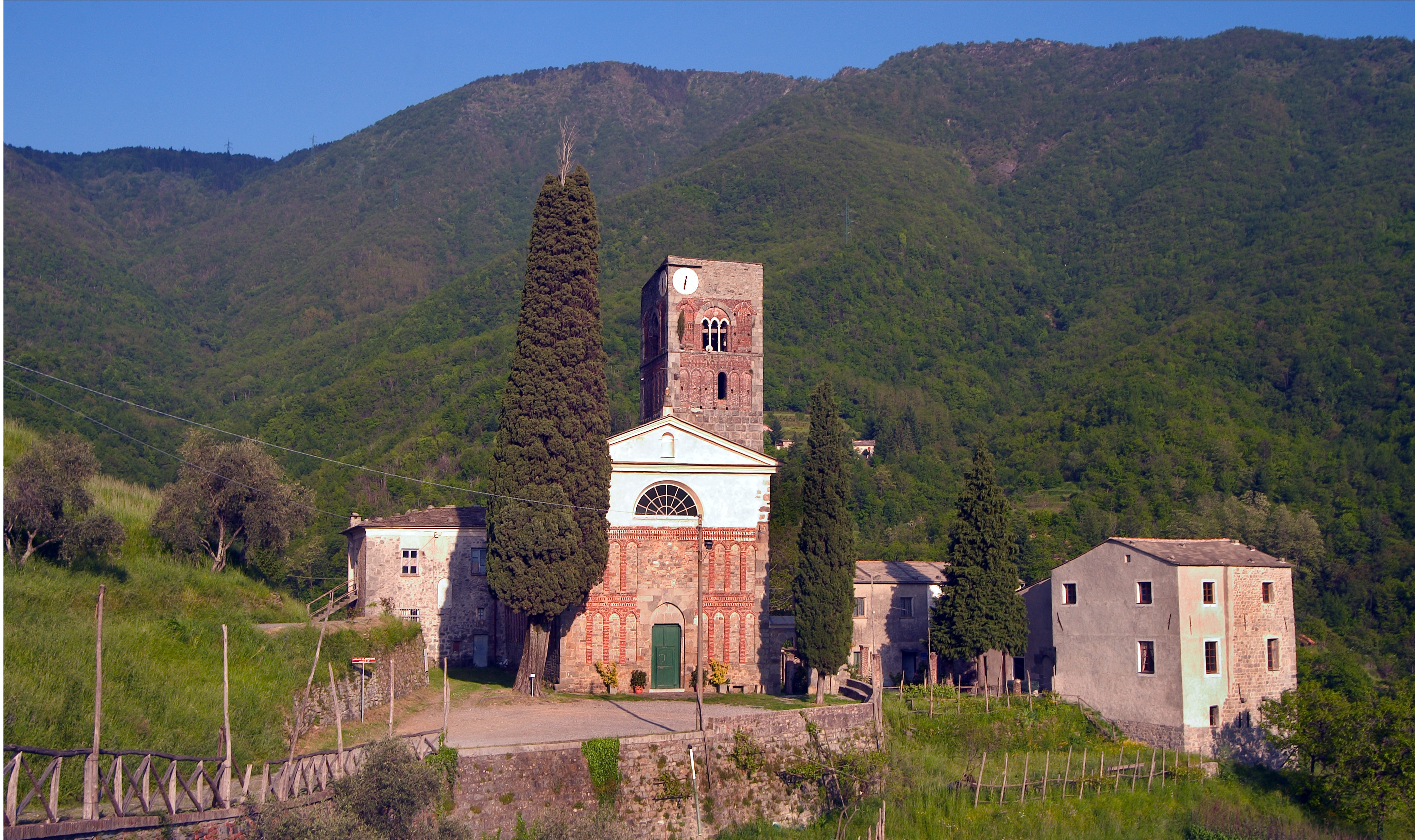 03 Borzonasca_ Abbazia di Borzone 03 Borzonasca_ Abbazia di Borzone