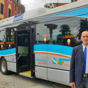 il consigliere delegato Claudio Garbarino e il maresciallo dei carabinieri di Sestri Levante