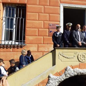 Le autorità della Marina, il sindaco di lavagna Mangiante, gli assessori regionali Benveduti e Cavo ed il consigliere di CMGE Garbarino