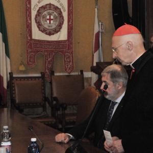L'augurio ai dipendenti di CMGE, Il sindaco Marco Bucci ed il cardinale Angelo Bagnasco (1)