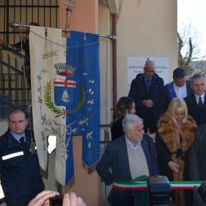 Inaugurazione biblioteca: il taglio del nastro 2