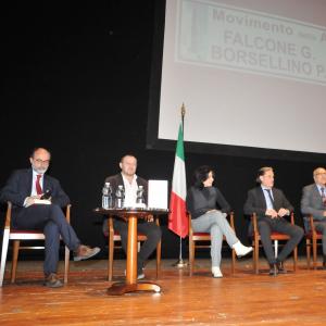 17 "Agende Rosse": i partecipanti al dibattito