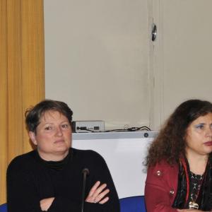 8 marzo: "Non chiudete quella porta"; Marta Guglielmi di CMGE, il Vice Prefetto di Genova  e Giancarlo Pinto del Polo della fotografia (4)