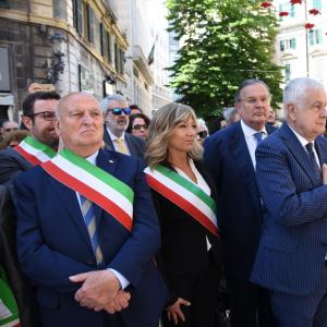 Viene eseguito l'Inno d'Italia