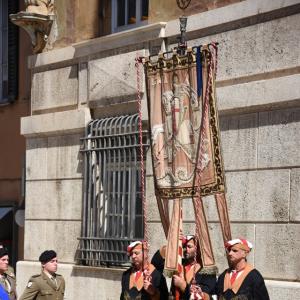 Il Gonfalone del Comune di Genova 2