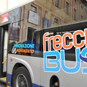 3 Atp green, presentazione nuovi bus in piazza De Ferrari