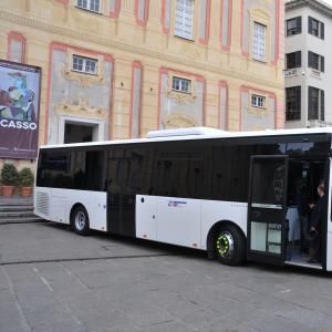 7 Atp green, presentazione nuovi bus in piazza De Ferrari