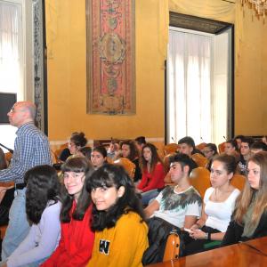 Visita a palazzo Spinola e agli uffici della Prefettura degli studenti della Valle Scrivia (19)