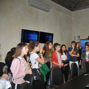 Visita a palazzo Spinola e agli uffici della Prefettura degli studenti della Valle Scrivia (74)