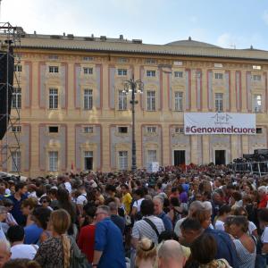 Genova nel cuore, i genovesi in Piazza De Ferrari (10)