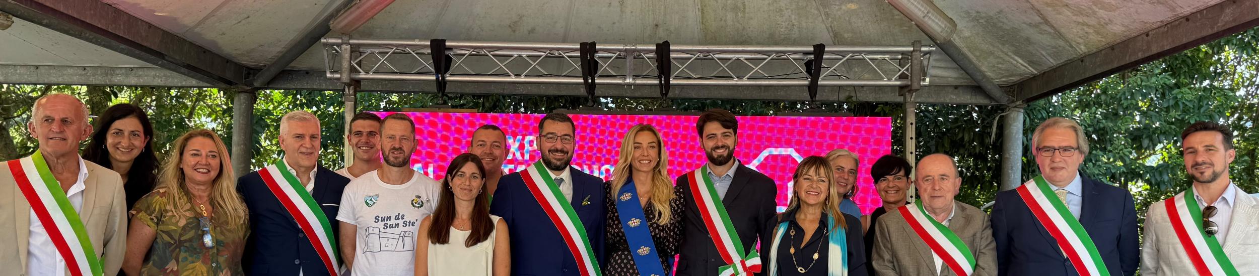 Foto di gruppo alla Expo Val Fontanabuona. Foto di gruppo alla Expo Val Fontanabuona