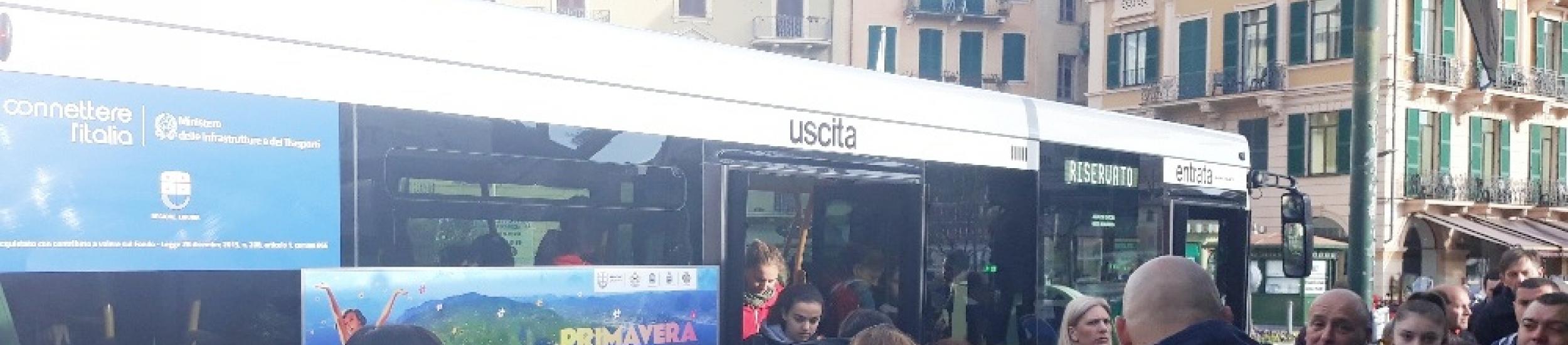 News: ATP Linea 82, buona la prima con un mezzo ogni 15 minuti Portofino-Santa. Presentato anche il bus elettrico "genovese"