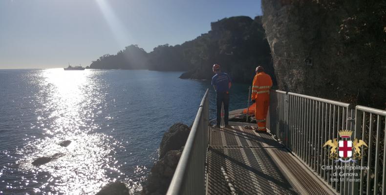 SP 227 di Portofino: tratto di passerella posato