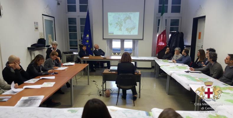 Piano Urbanistico Intercomunale: L'intervento di Piero Garibaldi CMGE: la sala ed i partecipanti