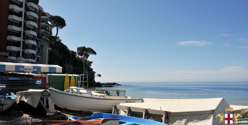 Sori, barche in spiaggia