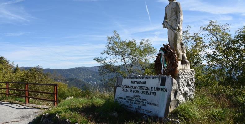 Bargagli, frazione Sant'Alberto monumento ai caduti