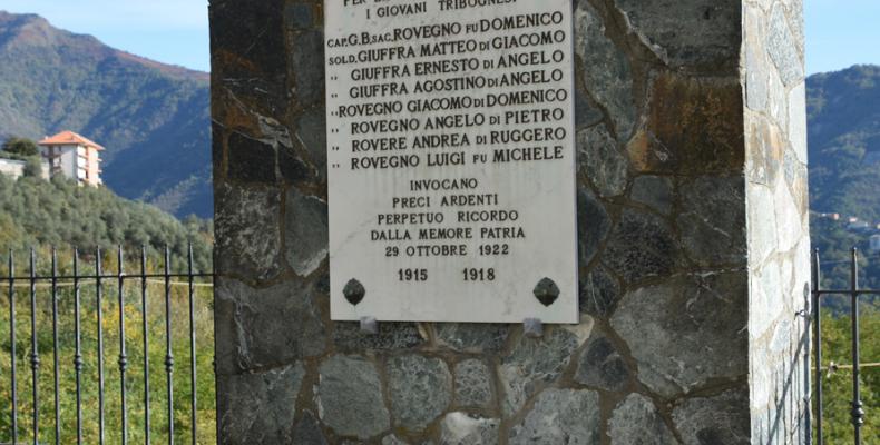 Tribogna, Monumento ai caduti