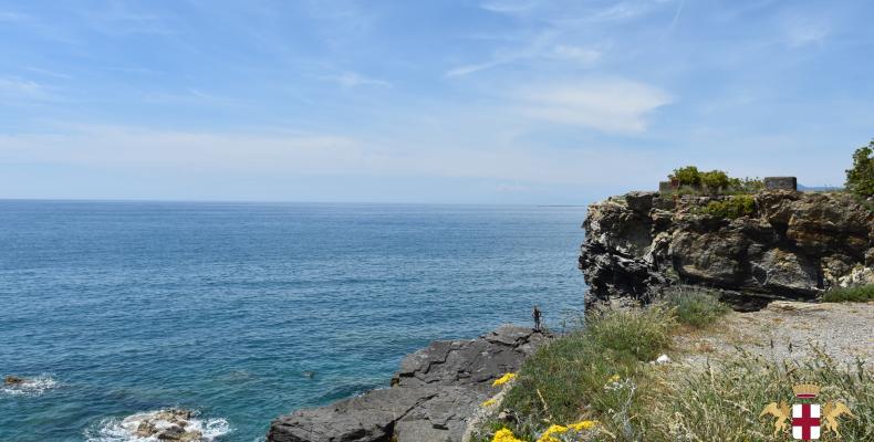 Lavagna, frazione Cavi Borgo, scogliera