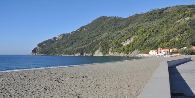 Sestri Levante, Frazione Riva Trigoso, la spiaggia 2