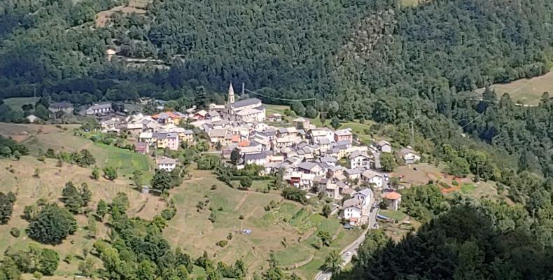 Santo Stefano d'Aveto, Frazione Amborzasco 1