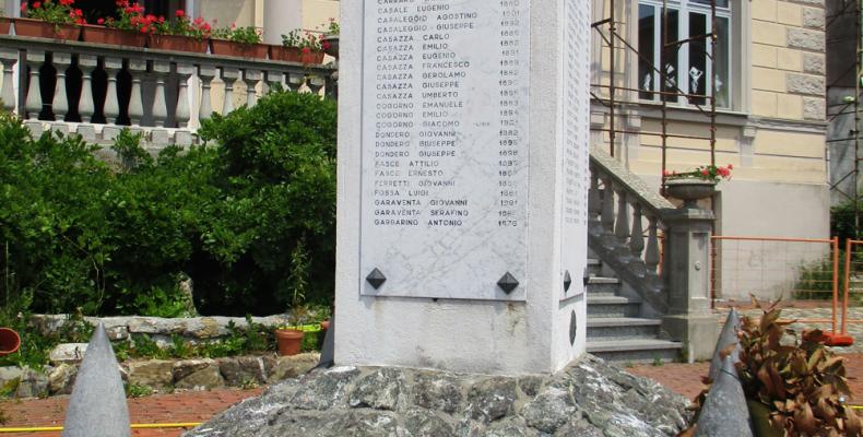 Torriglia, Monumento ai caduti