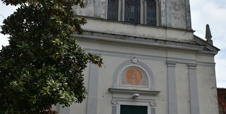 Lumarzo, la chiesa