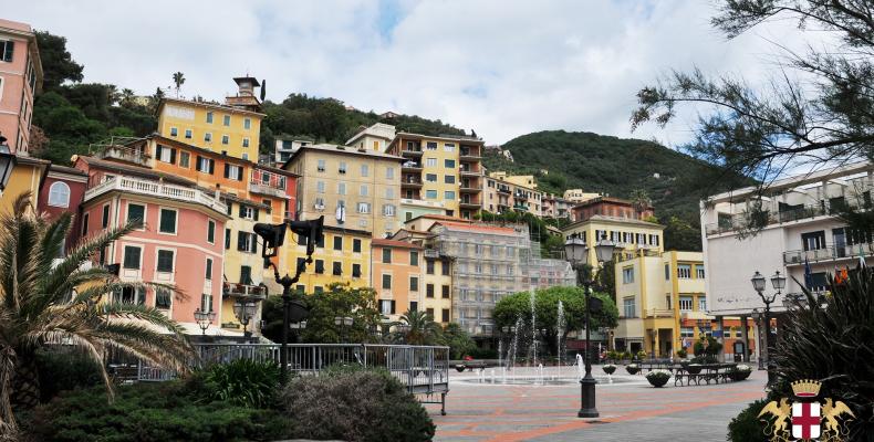 Zoagli, piazza XXVII dicembre e borgo