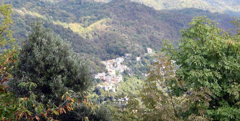 Neirone, Frazione Roccatagliata, Panorama