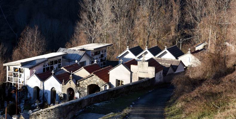 Propata, cimitero