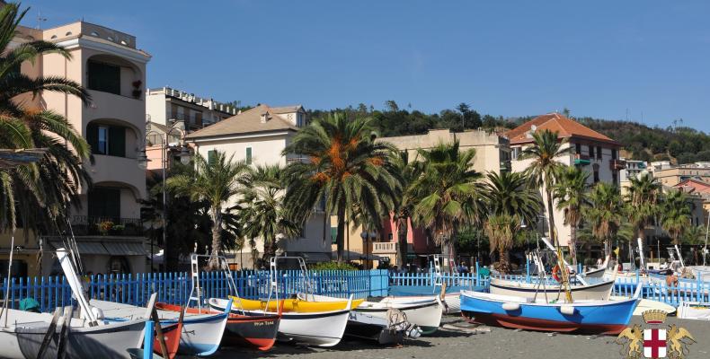 Cogoleto, spiaggia & barche