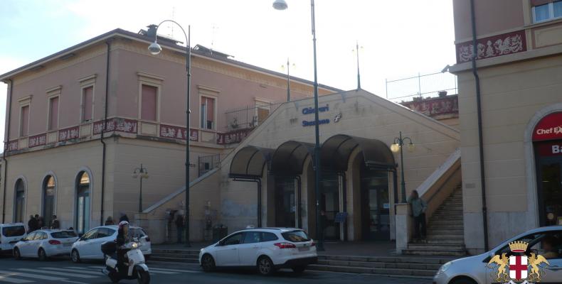 Chiavari, Stazione ferroviaria