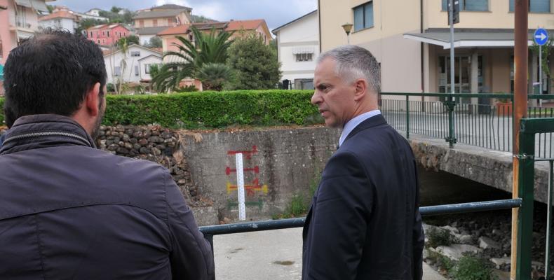 News: Alleanze sulla difesa del suolo e il recupero degli oliveti propone marco doria ai sindaci della val petronio