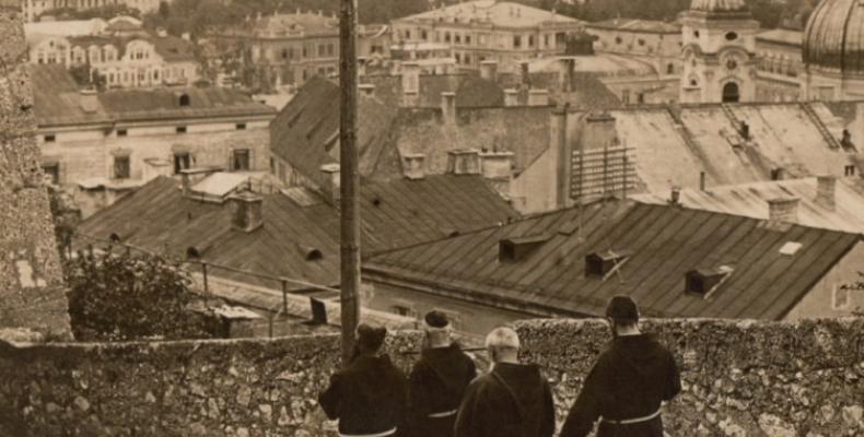 "Un secolo di...Cappuccini" è il titolo della mostra sull'ordine dei frati minori francescani a Genova fino al 28 giugno prossimo