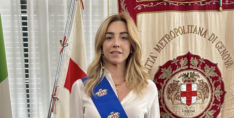 Immagine di Silvia Salis con fascia della Città Metropolitana di Genova