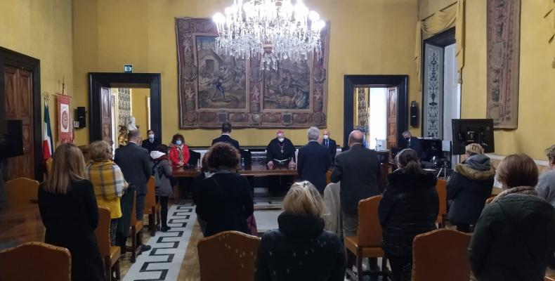 Incontro con l'arcivescovo in sala Consiglio Metropolitano