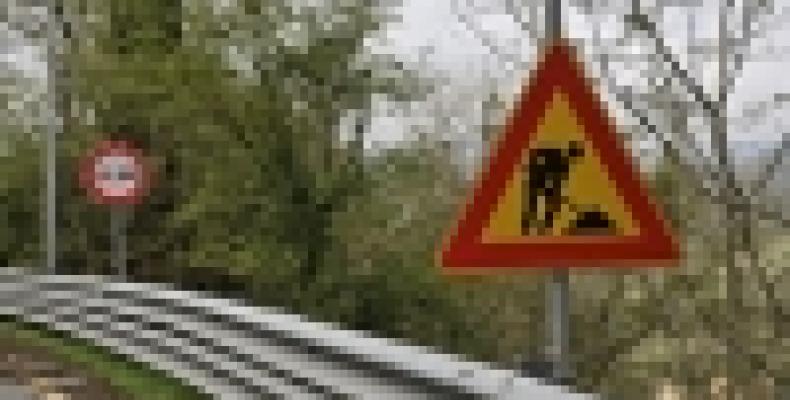 lavori in corso guard rail foto
