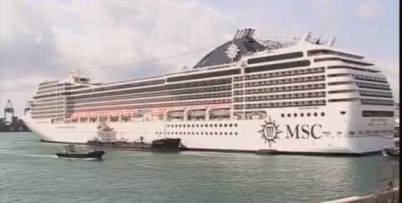 Progetto didattico 'Let's adopt a ship' 'Adottiamo una nave' lanciato dal Genoa Port Center 