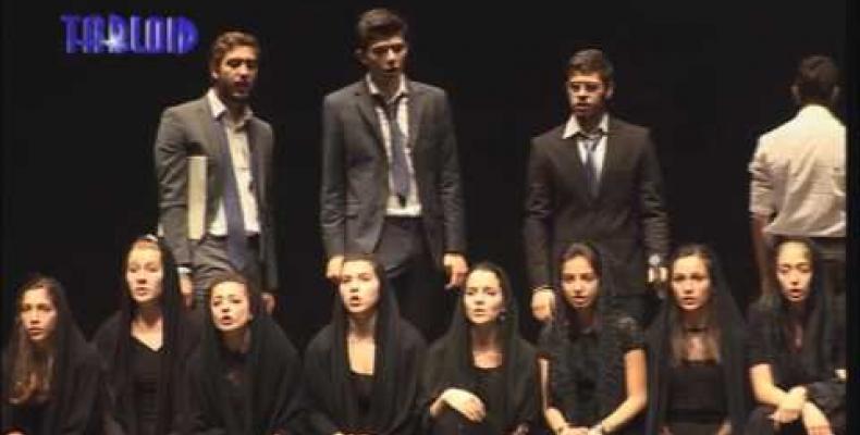 Spettacolo teatrale organizzato dagli studenti del liceo D'Oria