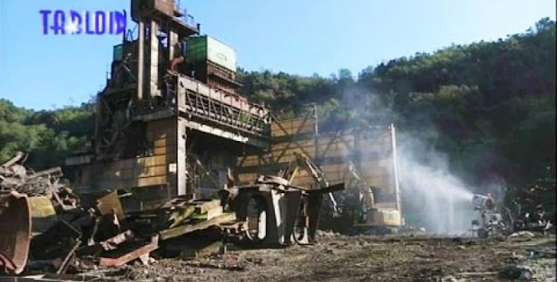 Demolizione dell'ultimo forno della Ex Stoppani