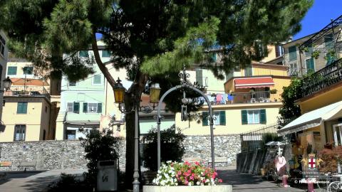 Arenzano, Piazza Cristoforo Colombo 