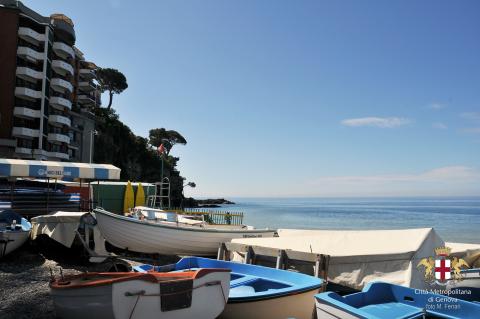 Sori, barche in spiaggia