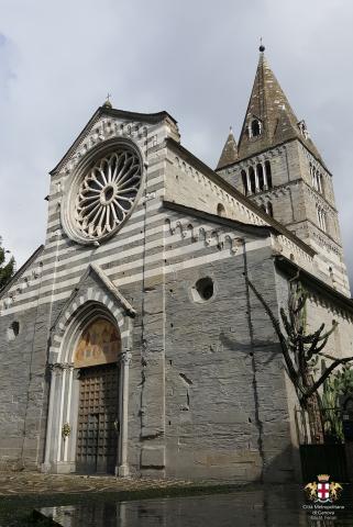 Cogorno, Basilica di San Salvatore dei Fieschi campanile e facciata