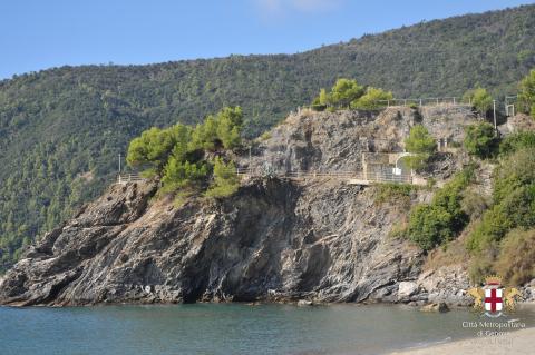 Moneglia, La passeggiata sulla scogliera