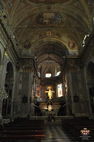 Moneglia, interno della chiesa di Santa Croce