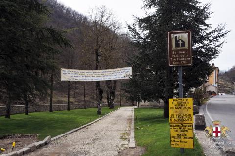 Tre Fontane, Santuario di S. Maria, viale