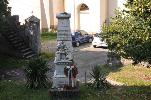 Propata, Monumento ai caduti