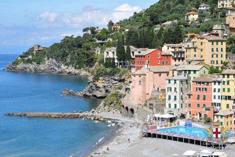 Sori, la spiaggia e la piscina