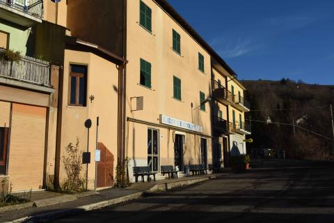 Propata, Albergo