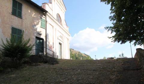 Crocefieschi, Chiesa di Santa Croce 2