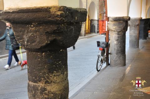 Chiavari, Colonne portici di Via della Liberazione